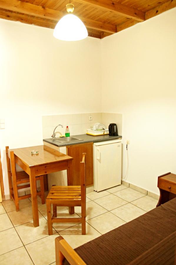 Hotel Madares Loutro Esterno foto